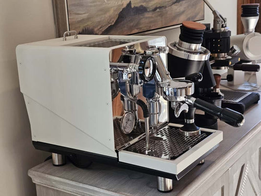 El Rocio Manus S – Premium Home Espresso Machine (Black or White)