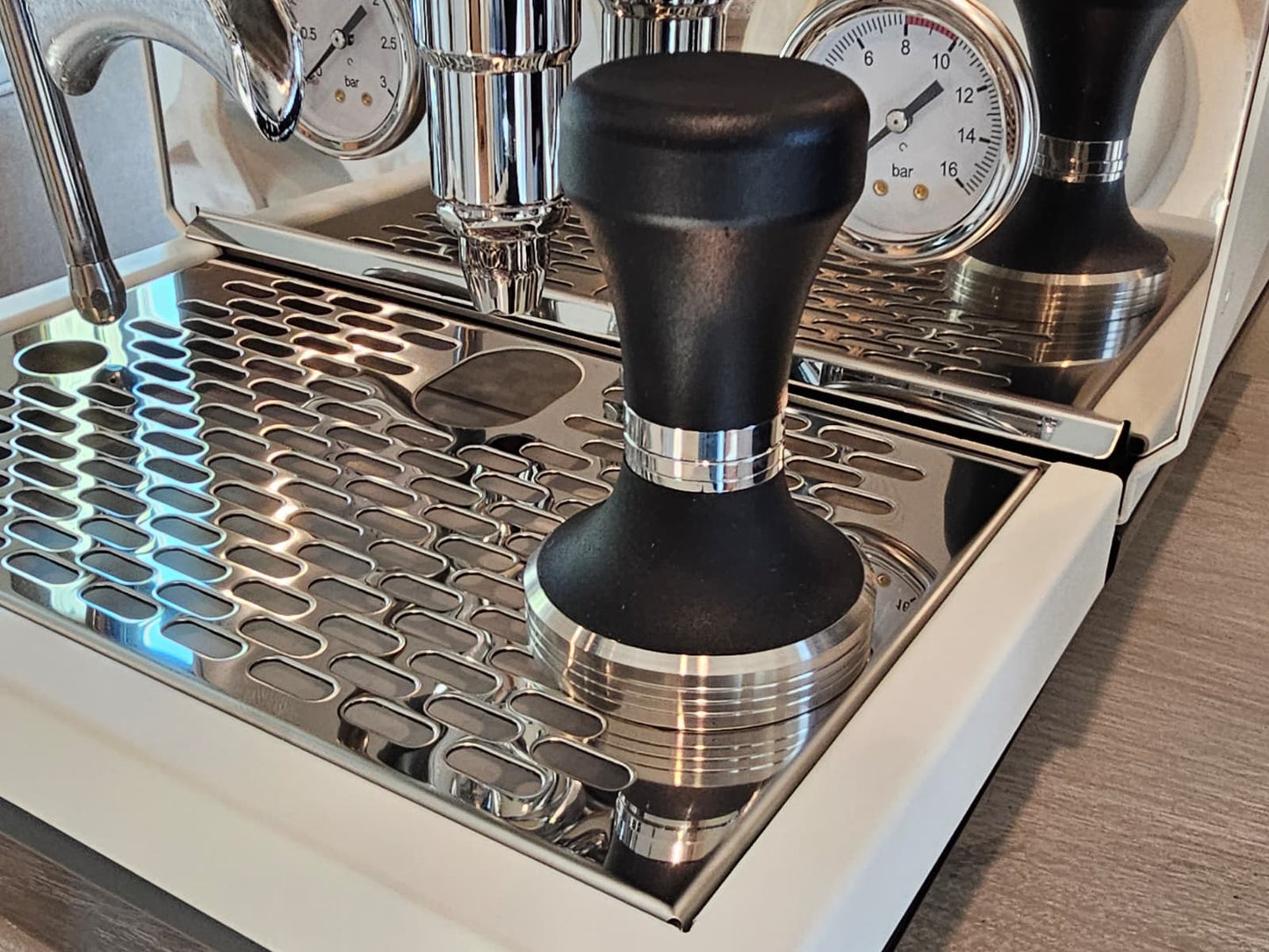 El Rocio Manus S – Premium Home Espresso Machine (Black or White)